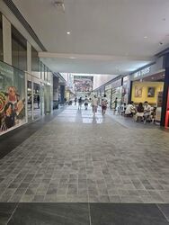 Aperia (D12), Retail #574436811